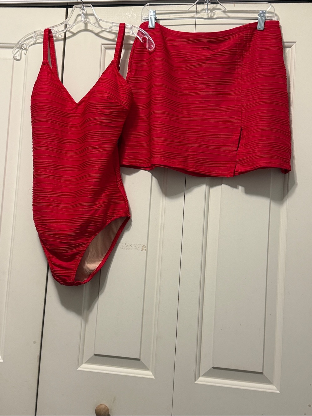 GOTTEX Red Ribbed Two-Piece Set - Bodysuit & Mini Skirt size L bathing size 14
